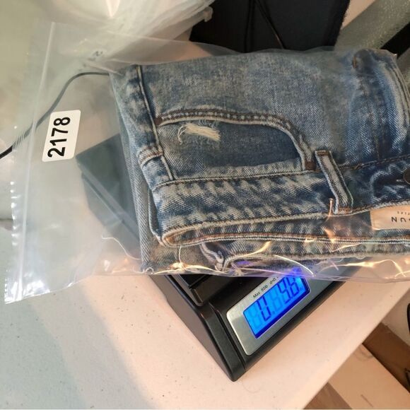 Pacsun Womens Denim Mini Skirt Destructed Size 26 - Picture 7 of 7